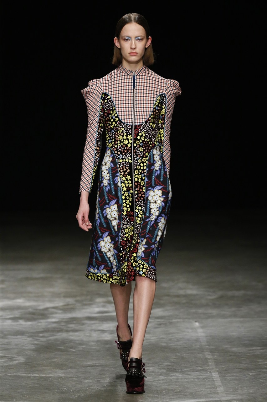 London Fashion Week Autunno/Inverno 2017/18 Mary Katrantzou